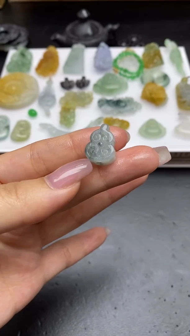 【闪购商品】定制翡翠未镶嵌翡翠毛货~