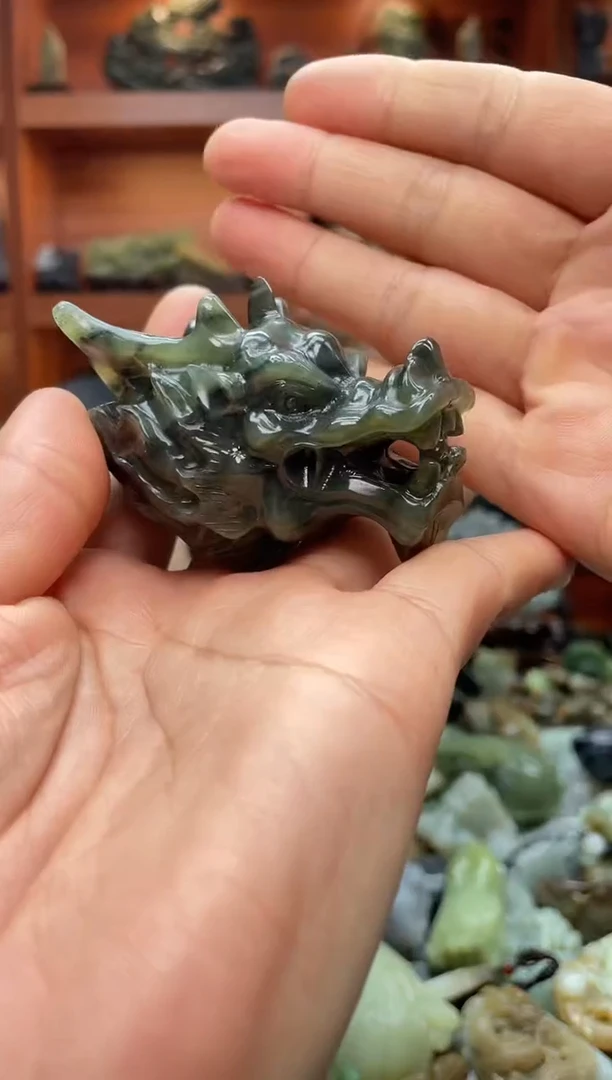 未镶嵌和田玉把件1