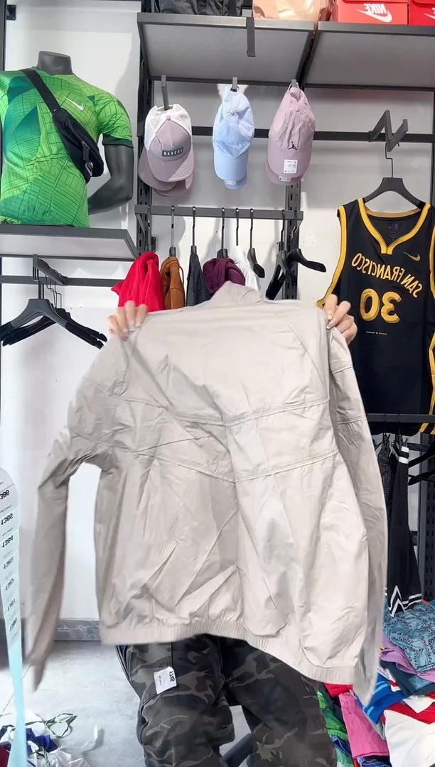 1380  编码 瑕疵款直播间过款为准 尺码