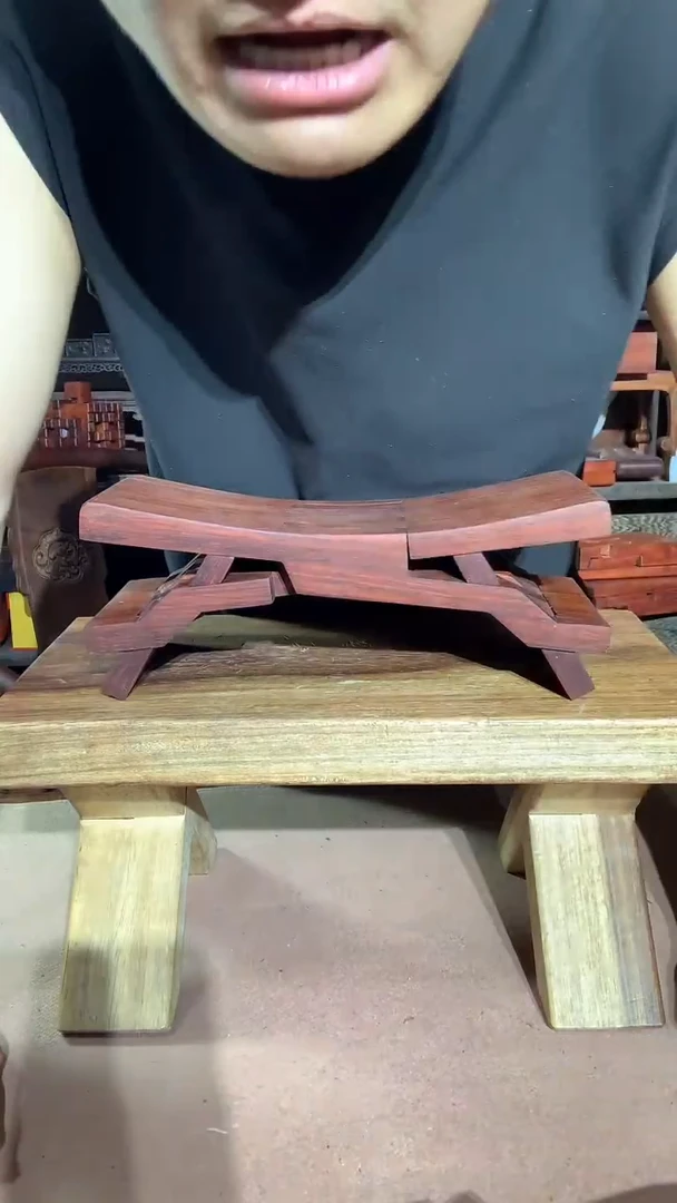 非洲紫檀（红花梨）微瑕鲁班凳