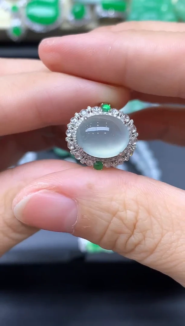 18K金镶嵌戒指翡翠684-中国好珍宝