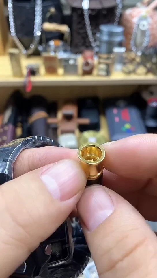 瓷片闪购商品  如图所示