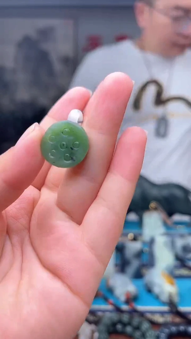 和田玉未镶嵌挂件1