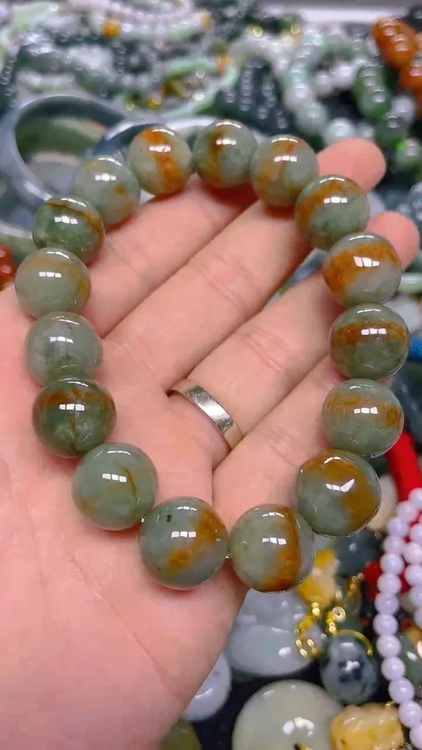 颈饰未镶嵌翡翠13mm/ Z /翡翠A货，一件也是批发价