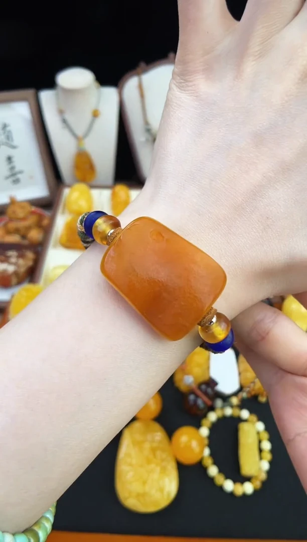 琥珀未镶嵌珠宝奇石柒月