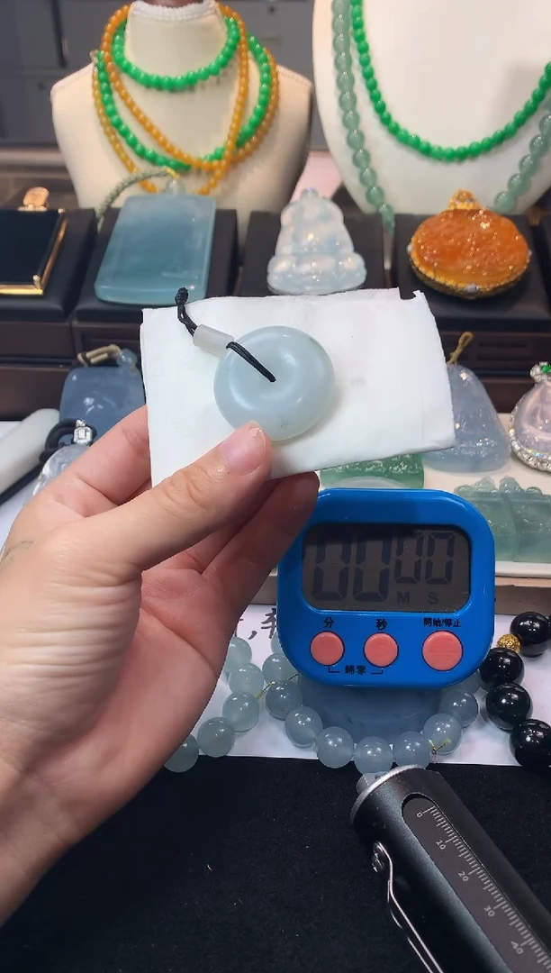 未镶嵌定制翡翠黑**长毛货不退不换