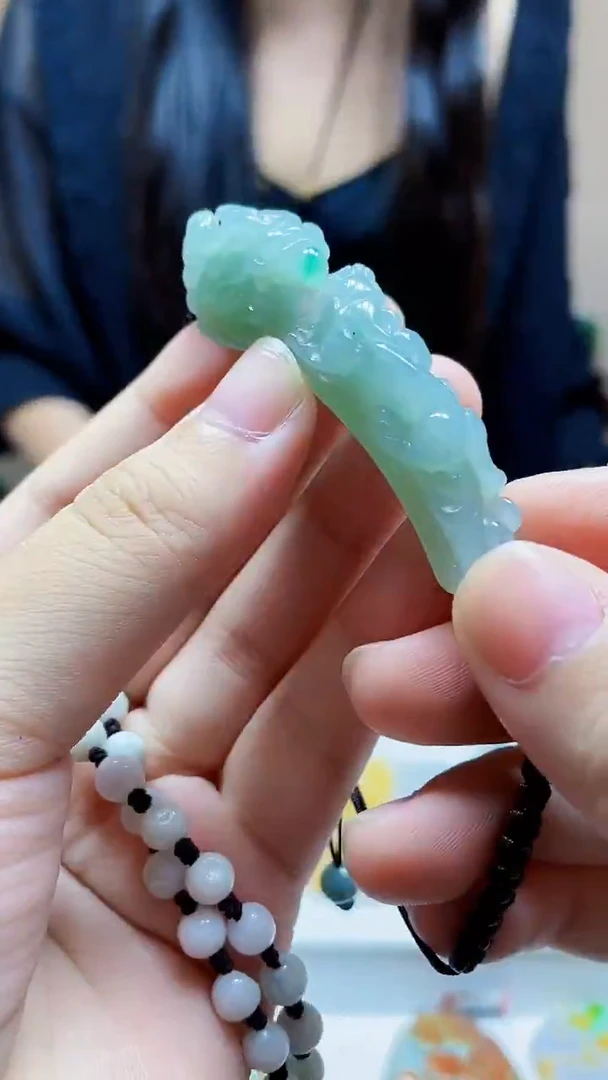 未镶嵌定制翡翠吊坠100