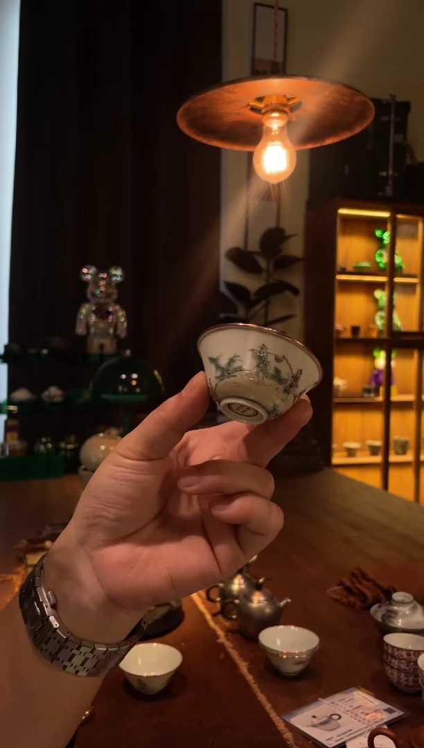 知*包铜人物杯..455