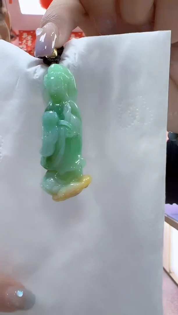 翡翠未镶嵌颈饰孤品观音