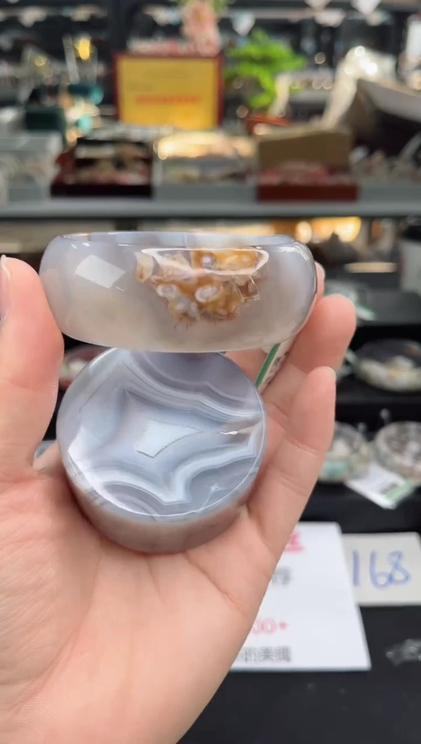 【闪购商品】石英质玉手镯未镶嵌61圈口（赠品镯心）3545027