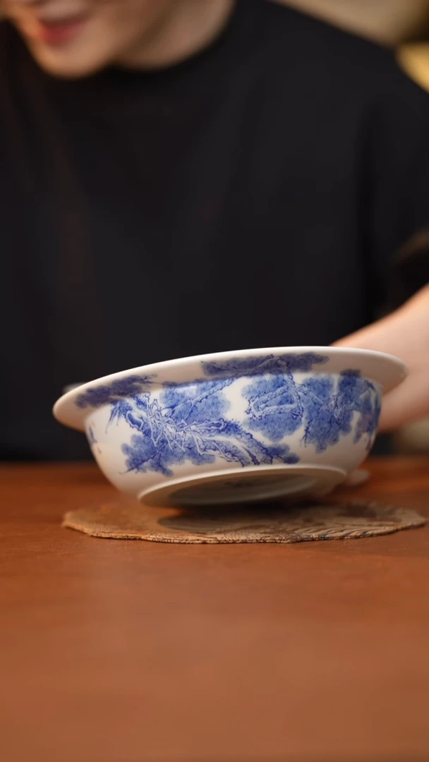 杯九本造物青花古松图/