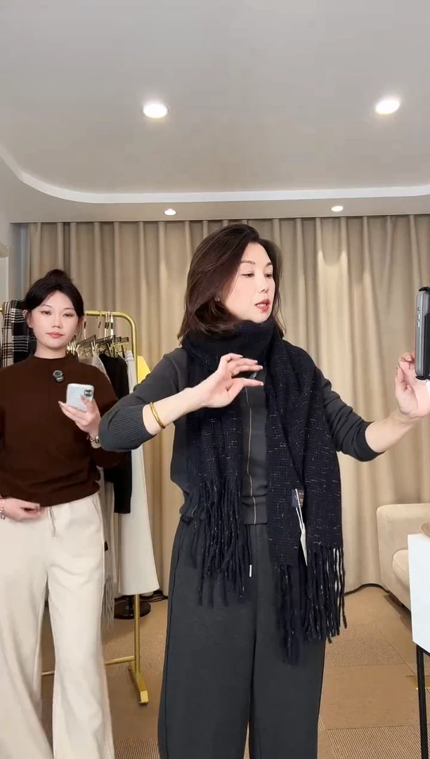 美丽诺羊毛蓝金色围巾