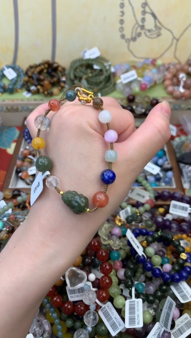 未镶嵌和田玉手饰385