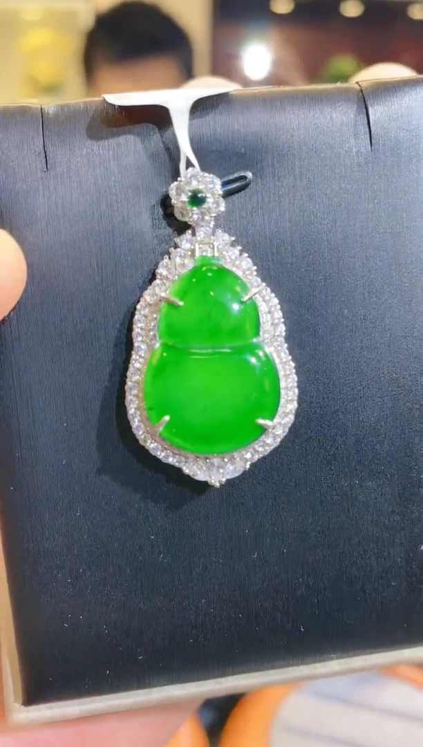 翡翠银S925镶嵌颈饰A12天然A货翡翠吊坠（不含链）