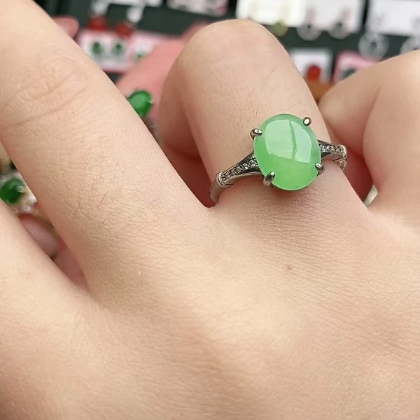 鑫辰珠宝天然A货翡翠银镶嵌设计款开口女戒指时尚百搭