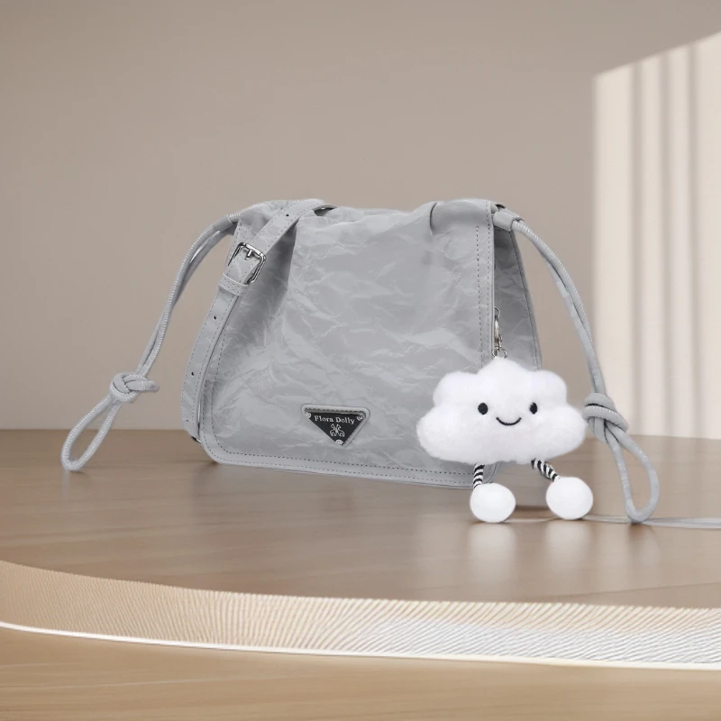 蝴蝶简约风包盖式单肩斜挎包肩包布包夏季小包包-J183