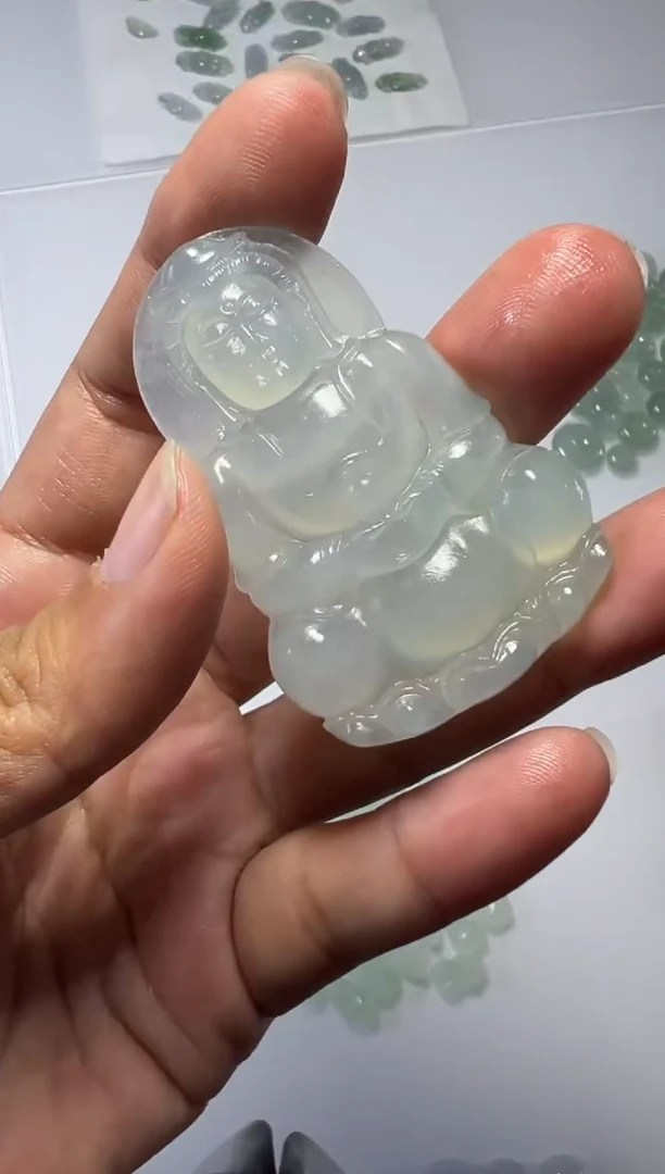 未镶嵌定制翡翠观音