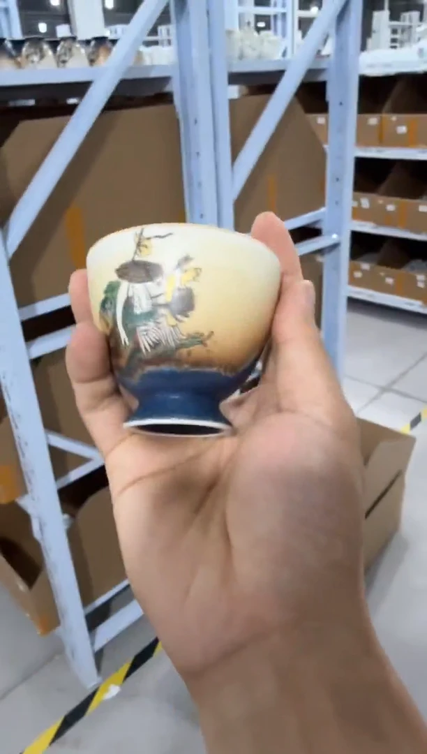 以笔为心，以瓷为纸。