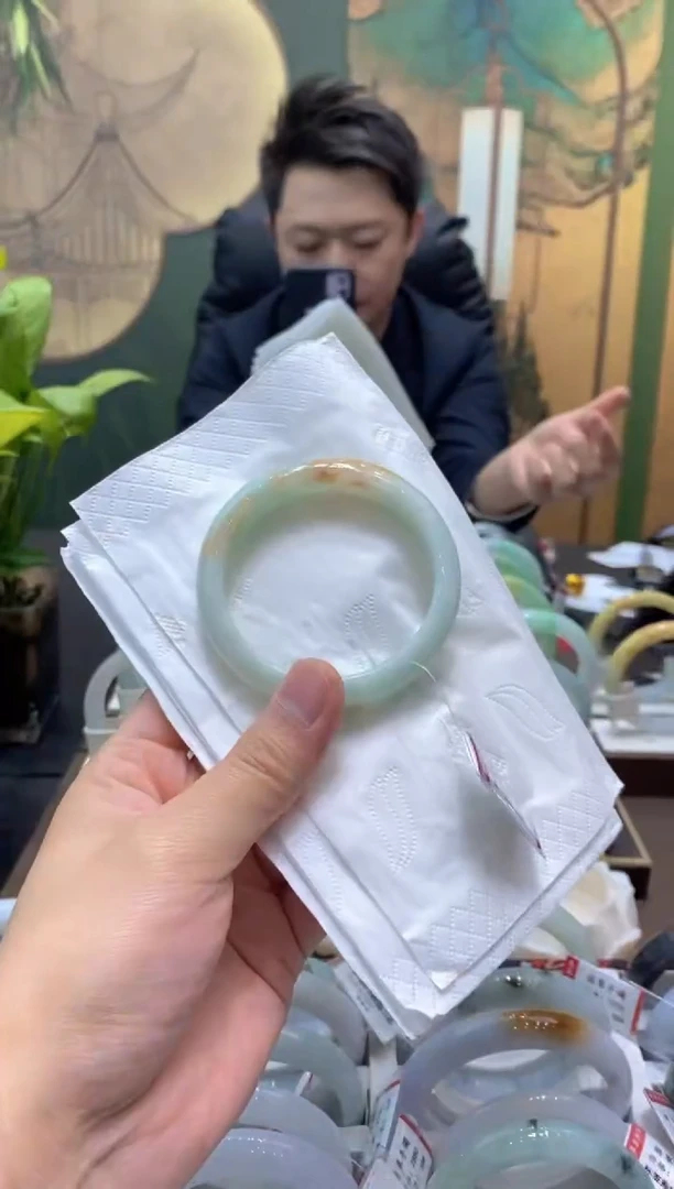 未镶嵌手镯翡翠5366******