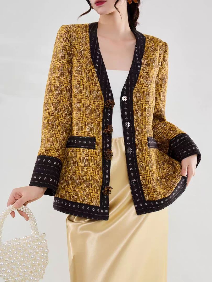 BM 6953新款高奢重工撞色小香风V领外套