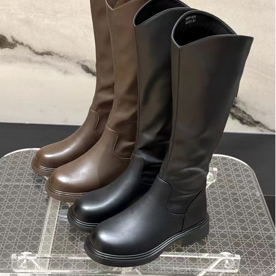 DG35A  冬季新款时尚百搭圆头平底V口长筒靴加绒