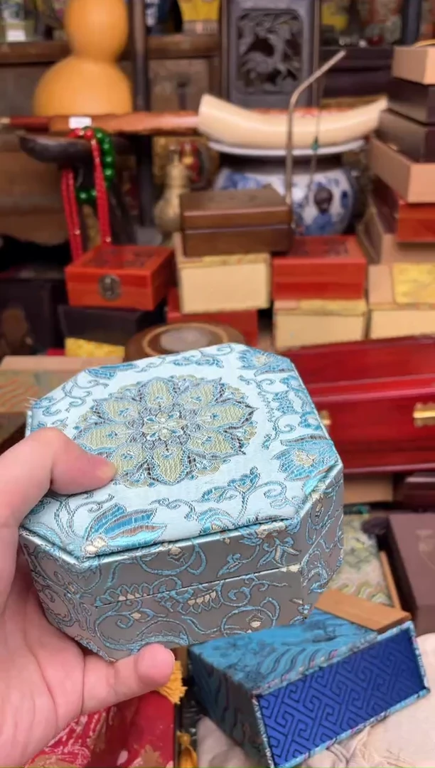 木-------------车平安扣