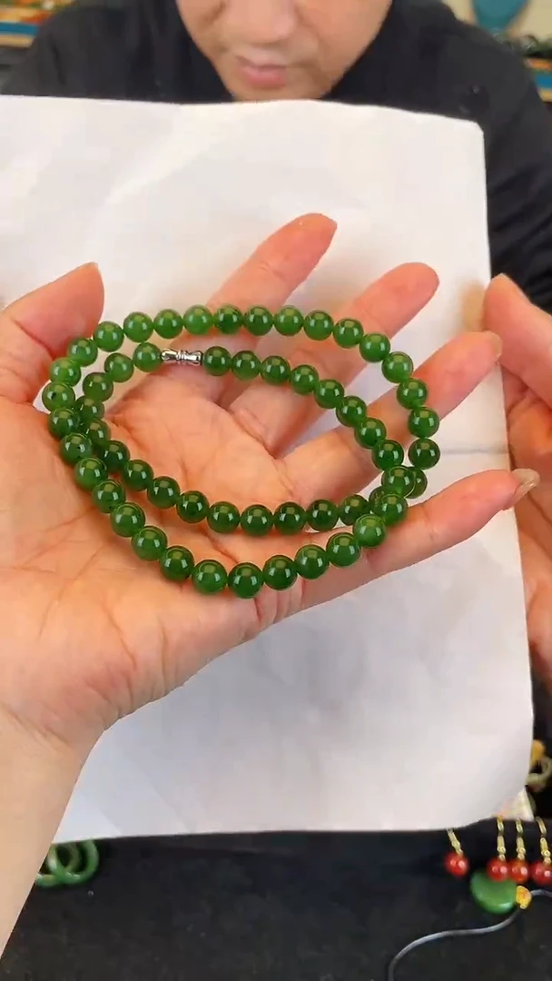 颈饰未镶嵌和田玉卡8妈妈链