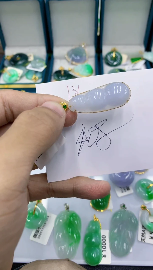 颈饰18K金镶嵌翡翠11111111