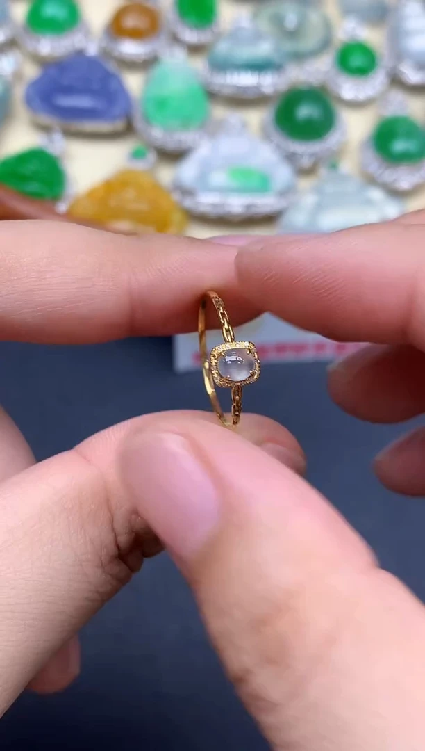 18K金镶嵌戒指翡翠96-中国好珍宝