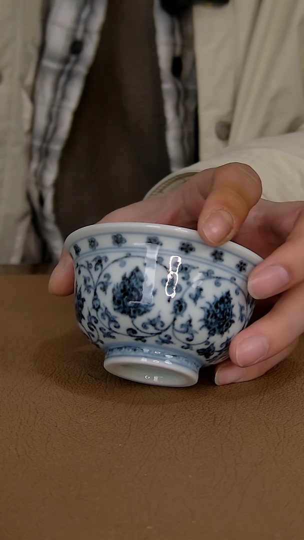 【闪购商品】仿古缠枝莲压手杯