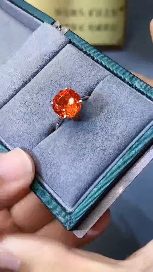 【闪购商品】石榴石戒指银S925镶嵌354