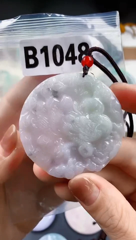 颈饰未镶嵌翡翠天然翡翠吊坠挂件