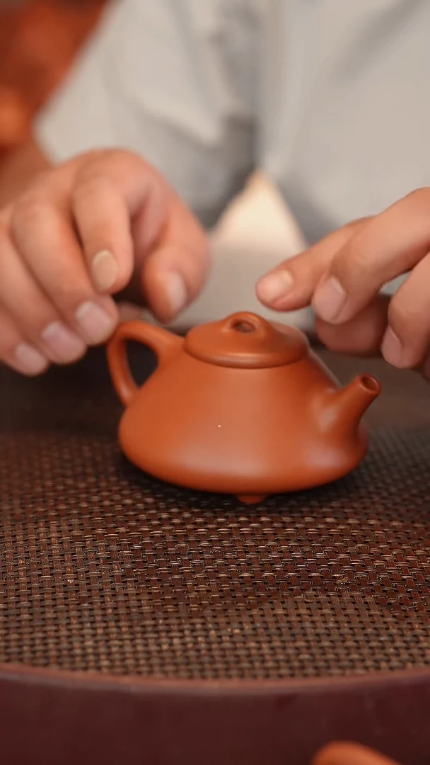 茶壶紫砂朱泥 半手工 子冶石瓢 170cc