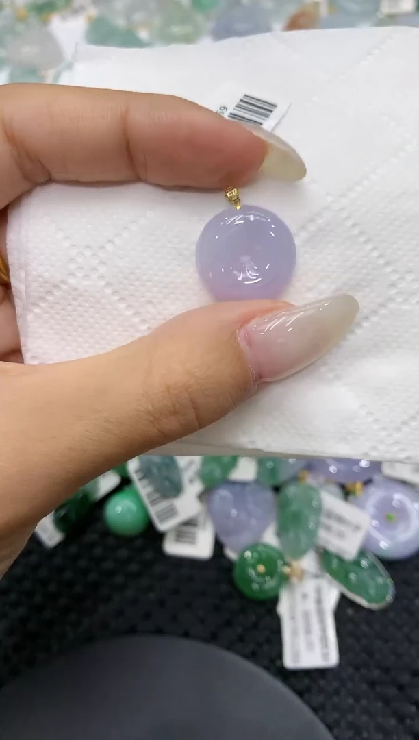 颈饰18K金镶嵌翡翠111111111111