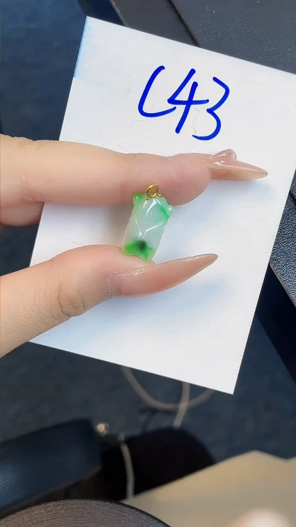 【闪购商品】翡翠颈饰18K金镶嵌00000000