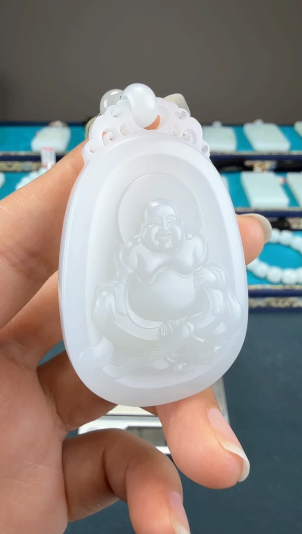 颈饰未镶嵌和田玉1