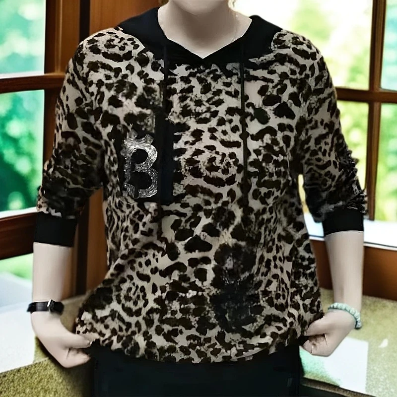 极简风打底衫T恤不加绒薄款印花连帽百搭显瘦女士常规款套头秋季