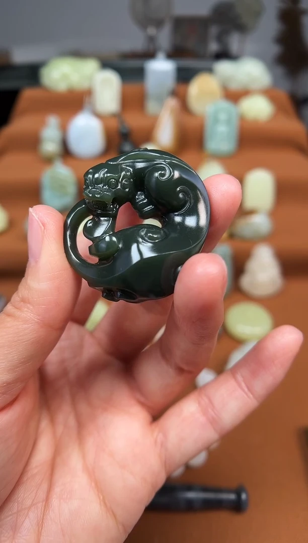 颈饰未镶嵌和田玉希****t螭龙