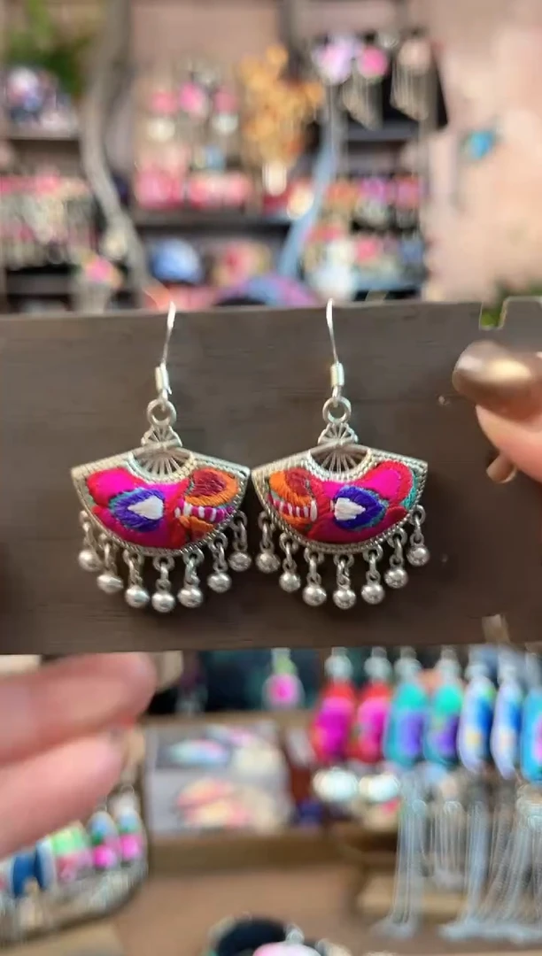 织绣民族风手工非遗老绣饰品298