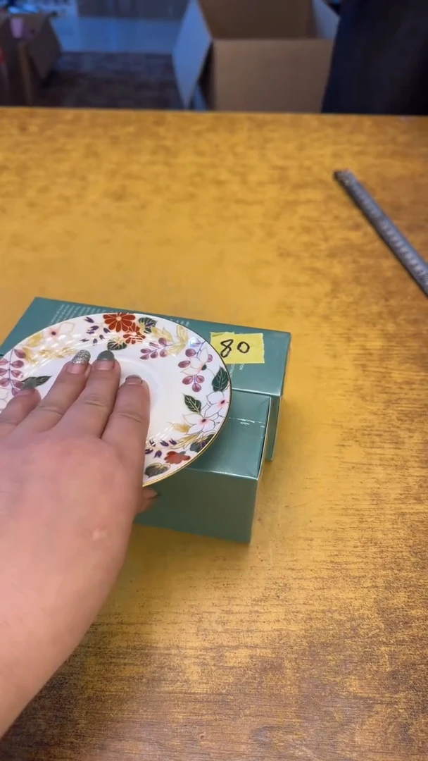 瓷器瓷瑕疵老破破80澳托一对碗