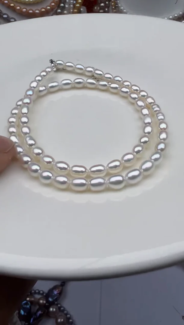 淡水珍珠未镶嵌颈饰1