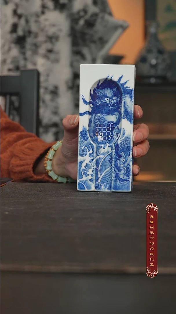 厚山柴窑青花双狮戏绣球雪茄缸