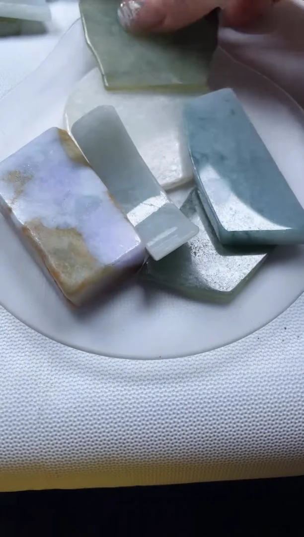 【闪购商品】翡翠颈饰未镶嵌缅甸天然翡翠（6片）107