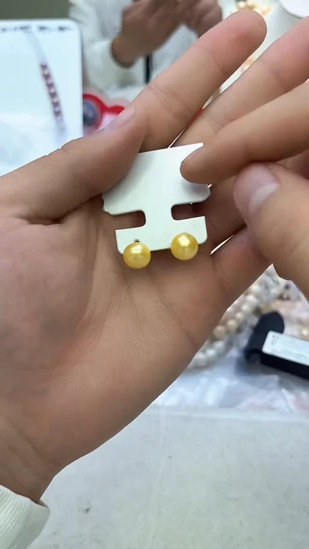 未镶嵌耳饰淡水珍珠黄色系耳饰