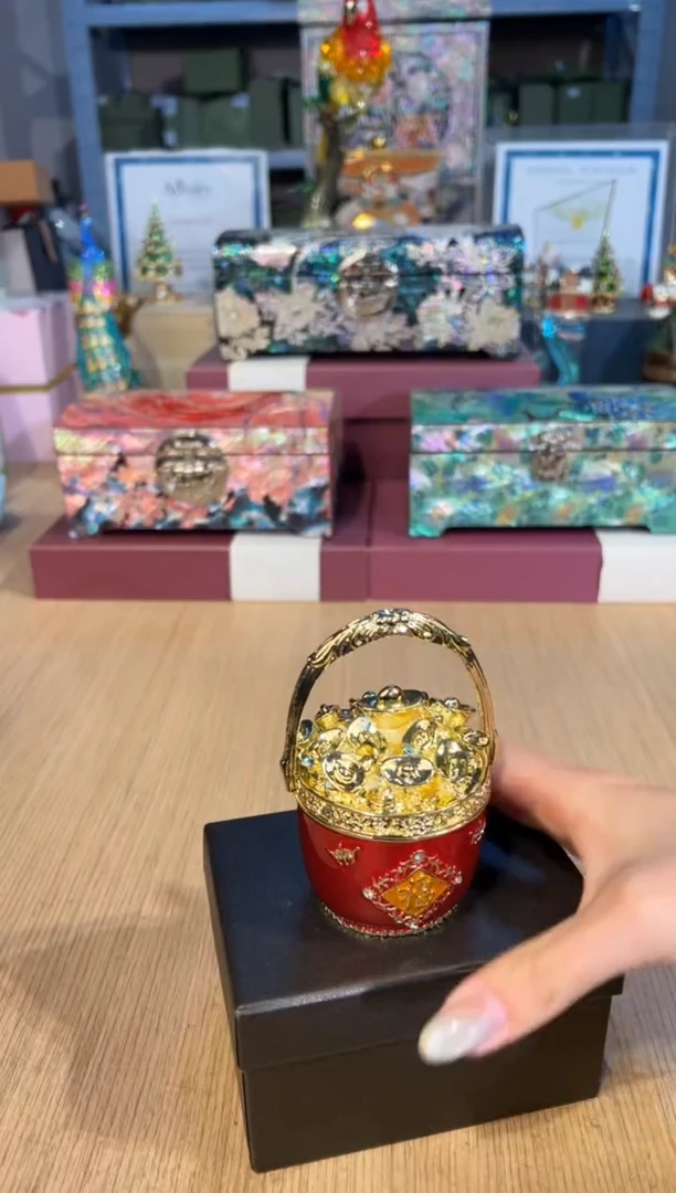 【闪购商品】杯247红色一桶金