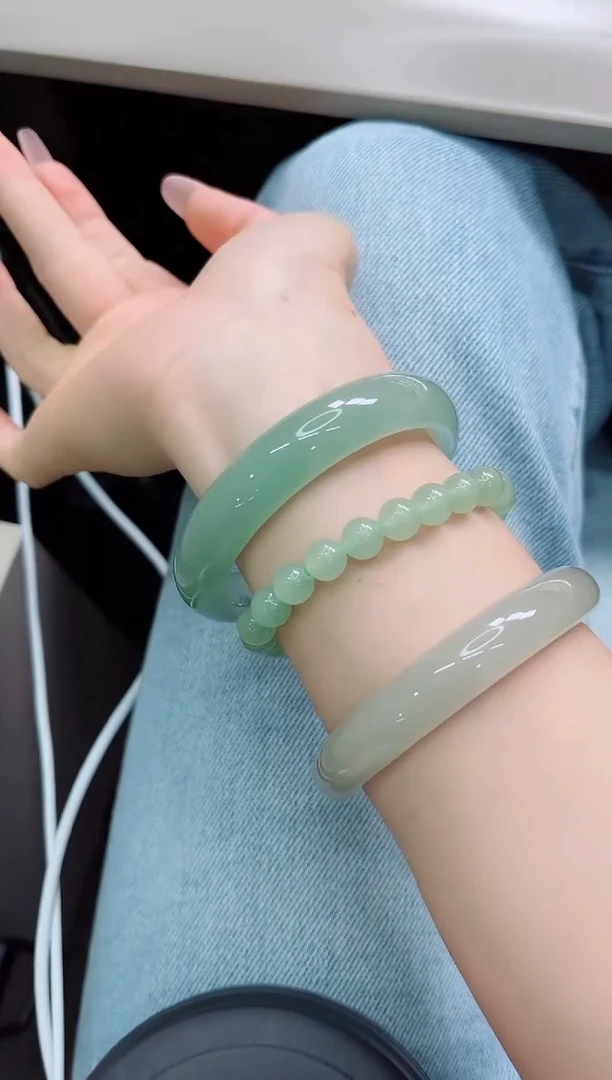 未镶嵌手镯石英质玉43-62