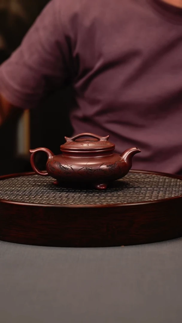 茶壶紫砂古红泥 三足如意 虾趣