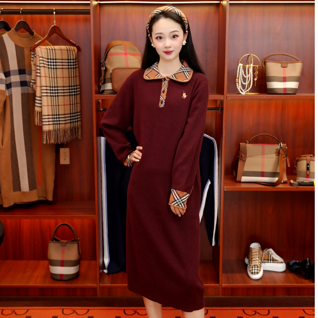 套头拼色套头款长袖POLO领连衣裙秋冬针织时尚酒红色
