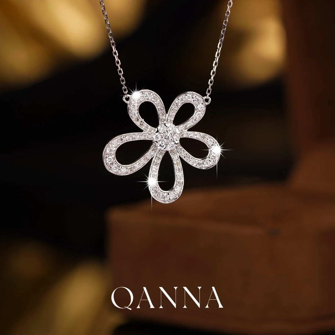 QANNA【满钻大号五花】轻奢名媛风富贵花格桑花钻石项链AY