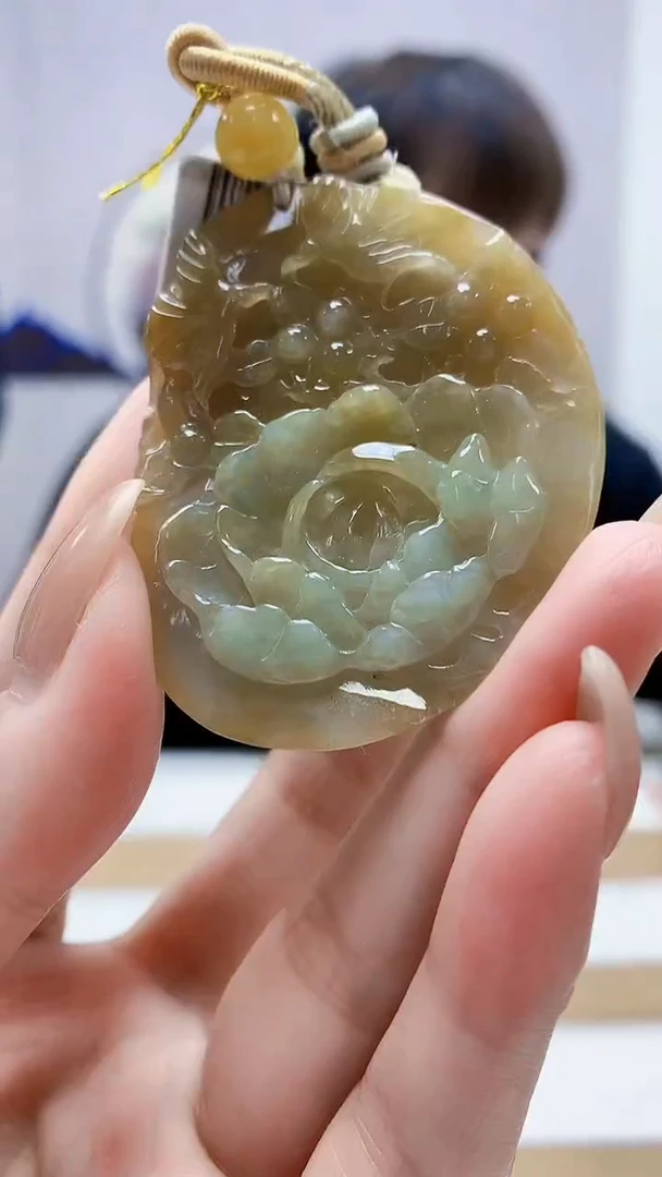 未镶嵌定制翡翠4868MM-毛货挂件66